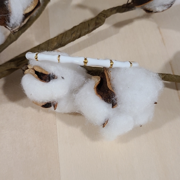 🤍💛NEW🤍💛 PRETTY!! SS WHITE and GOLD Bamboo Bangle Bracelet - Picture 6 of 14